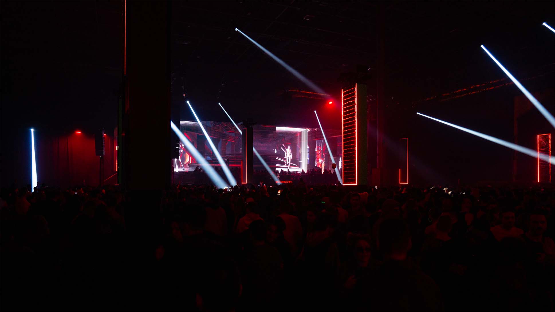 Madame Loyal × Sonora Paris XXL